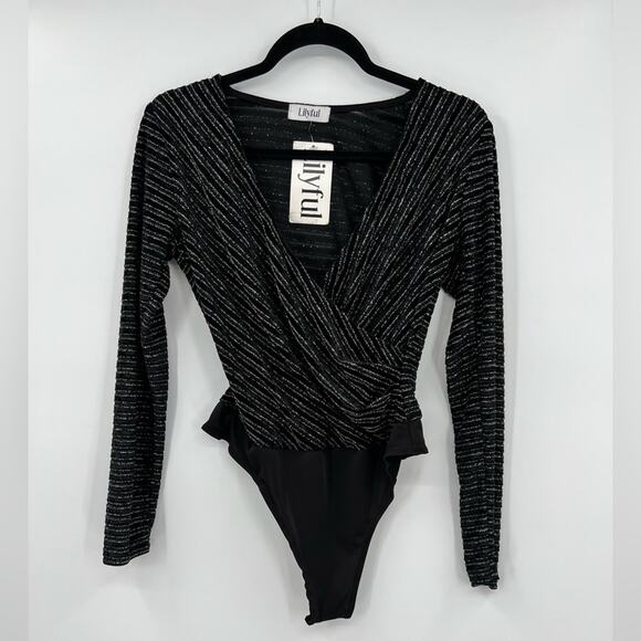 🆕 NWT Lilyful Wrap Bodysuit Top Velvet Sparkle Shimmer Shine Snap Closure Small - Picture 1 of 12